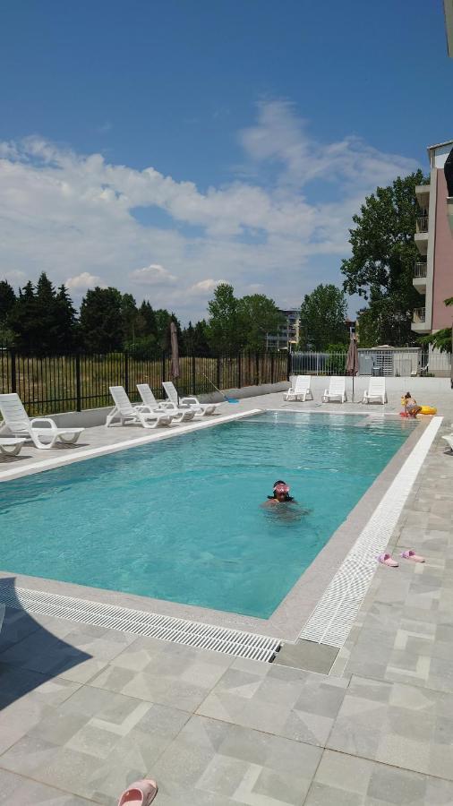 Aparthotel Riverside Vip Аpartments Sluneční pobřeží Exteriér fotografie